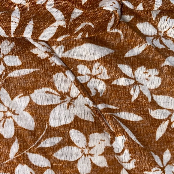 Off the shoulder top - Picture 4 of 5